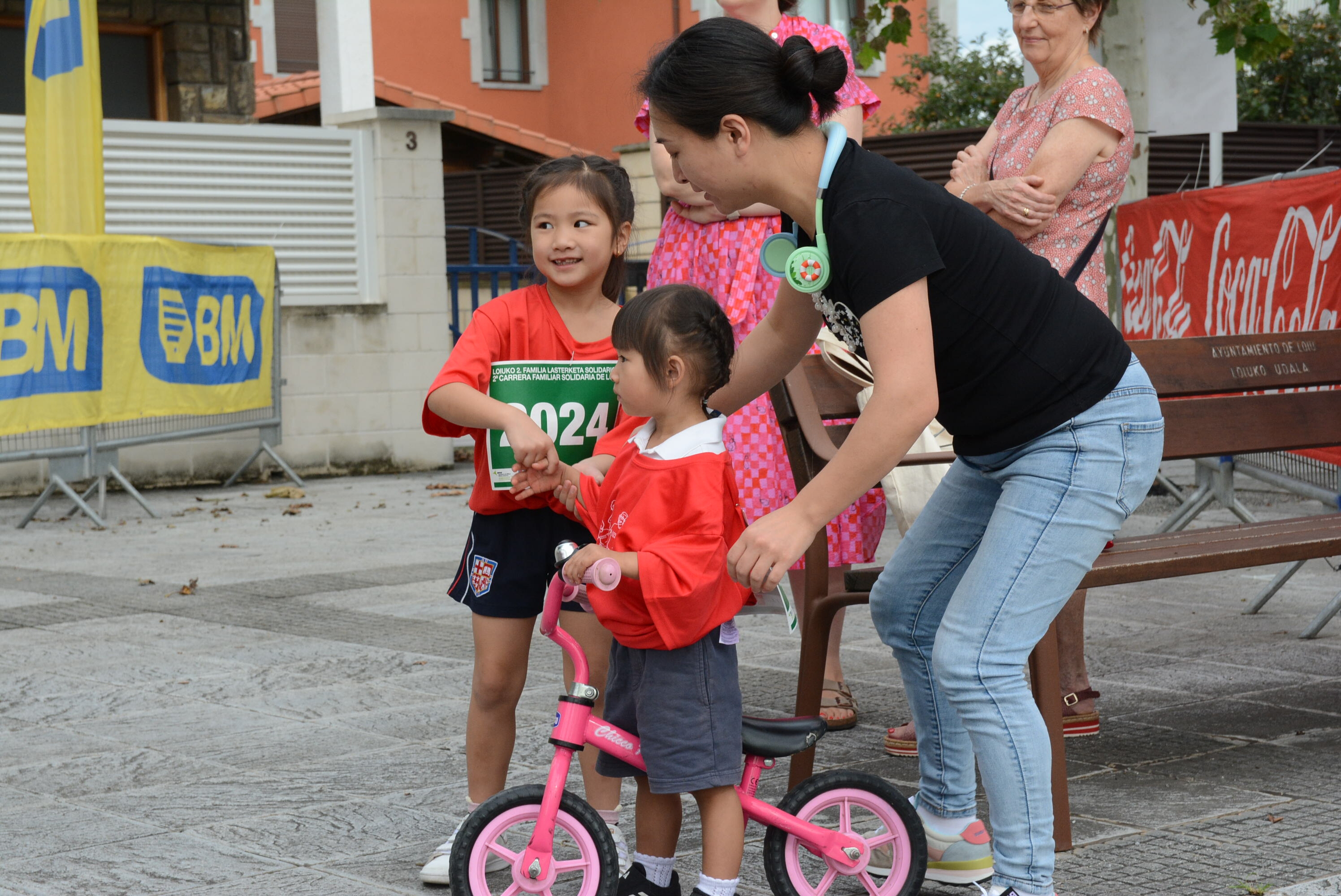 Foto 29 de la Carrera Familiar Solidaria de Loiu 2023